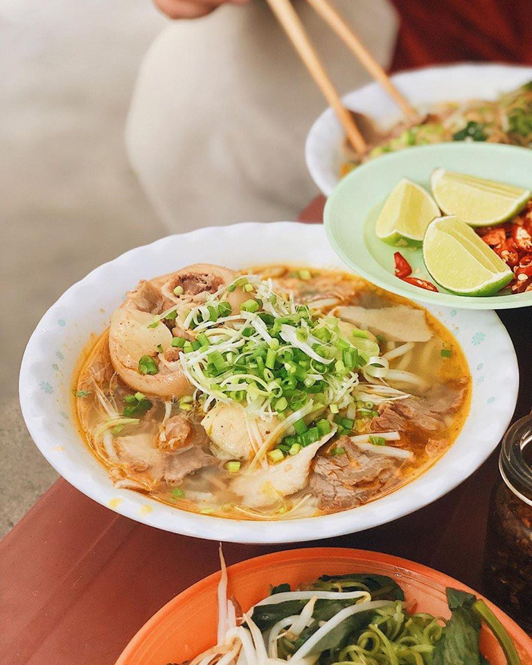 5 kiểu b&uacute;n lạ vị ở TP HCM - Ảnh 16.