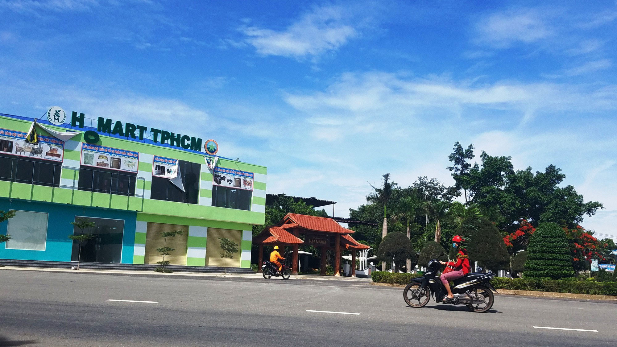 Xem xét kỷ luật lãnh đạo huyện tiếp tay "xẻ thịt" công viên