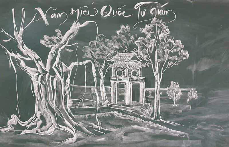 Thầy gi&aacute;o vẽ tranh bằng phấn trắng tr&ecirc;n bảng đen khiến học tr&ograve; th&iacute;ch th&uacute;, cuốn h&uacute;t mỗi giờ học - Ảnh 3.