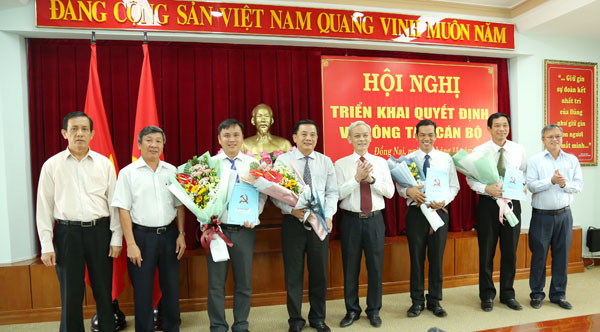 Công bố quyết định điều động, bổ nhiệm nhiều cán bộ chủ chốt của Đồng Nai