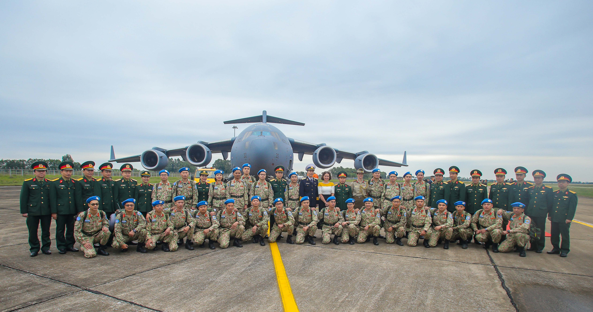 Cận cảnh ngựa thồ C-17 đưa Bệnh viện dã chiến lên đường gìn giữ hòa bình Liên Hiệp Quốc - Ảnh 18.