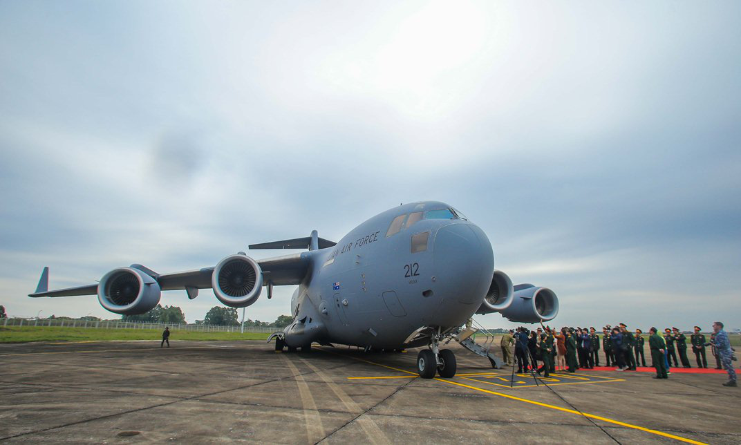 Cận cảnh ngựa thồ C-17 đưa Bệnh viện dã chiến lên đường gìn giữ hòa bình Liên Hiệp Quốc - Ảnh 33.