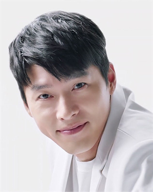 Nhan sắc của Hoàng tử màn ảnh Hyun Bin ở tuổi 37 - Ảnh 12.