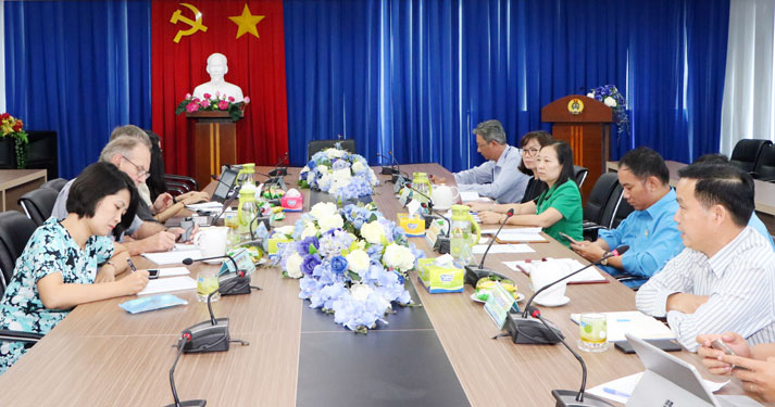 Đổi mới chăm lo để thu hút đoàn viên