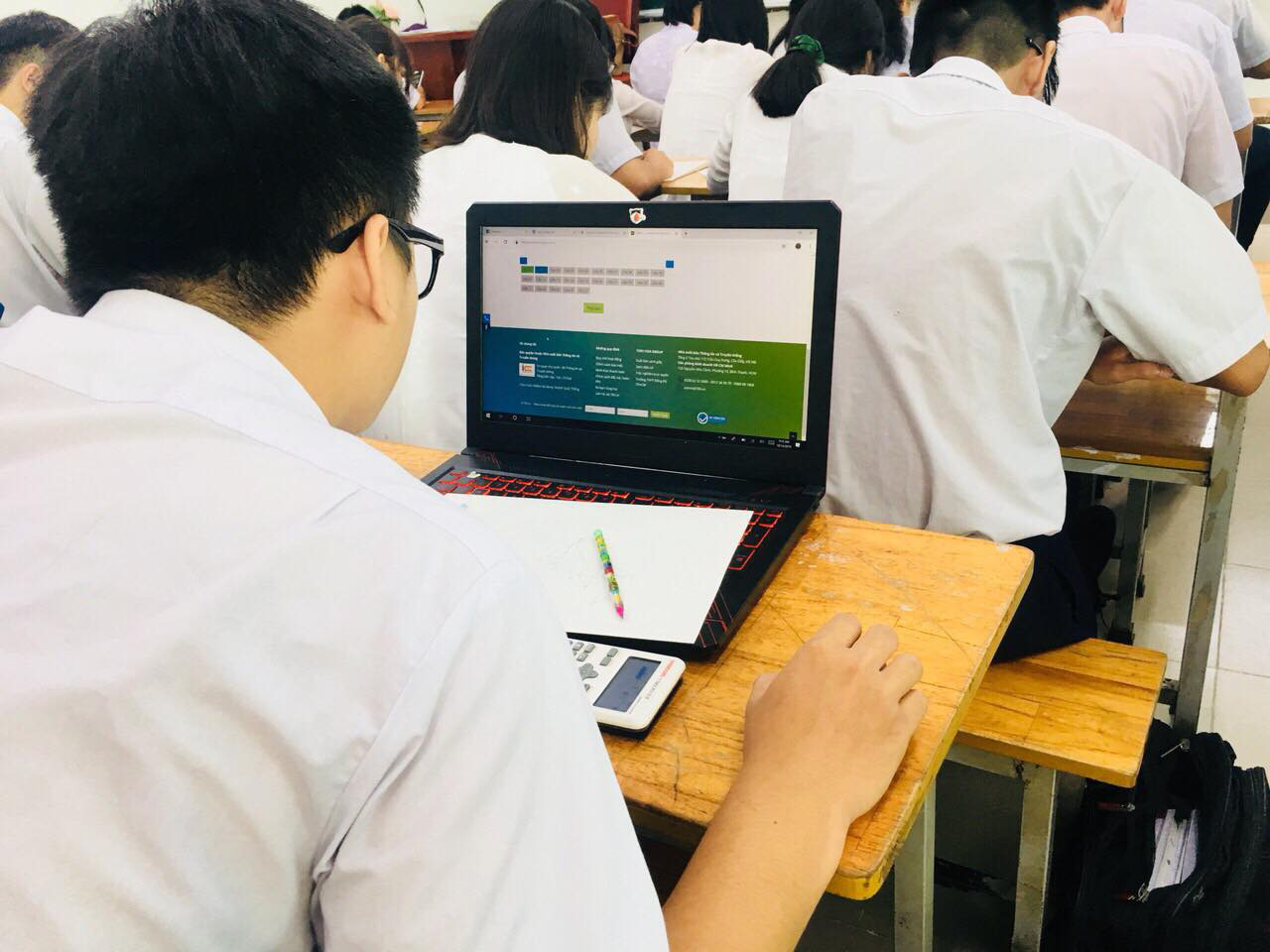Ngành giáo dục TP HCM ra văn bản "gò" các trường về việc kiểm tra học kỳ