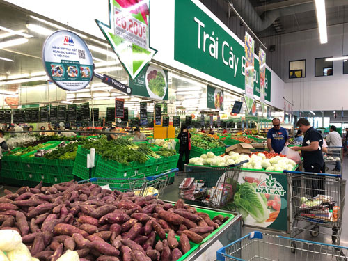 Cuộc cạnh tranh tốn kém trong bán lẻ