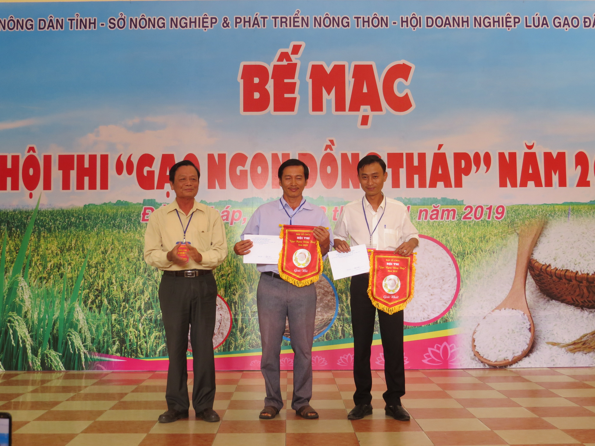Gạo ST 24 đoạt giải nhất hội thi gạo ngon Đồng Th&aacute;p 2019 - Ảnh 4.