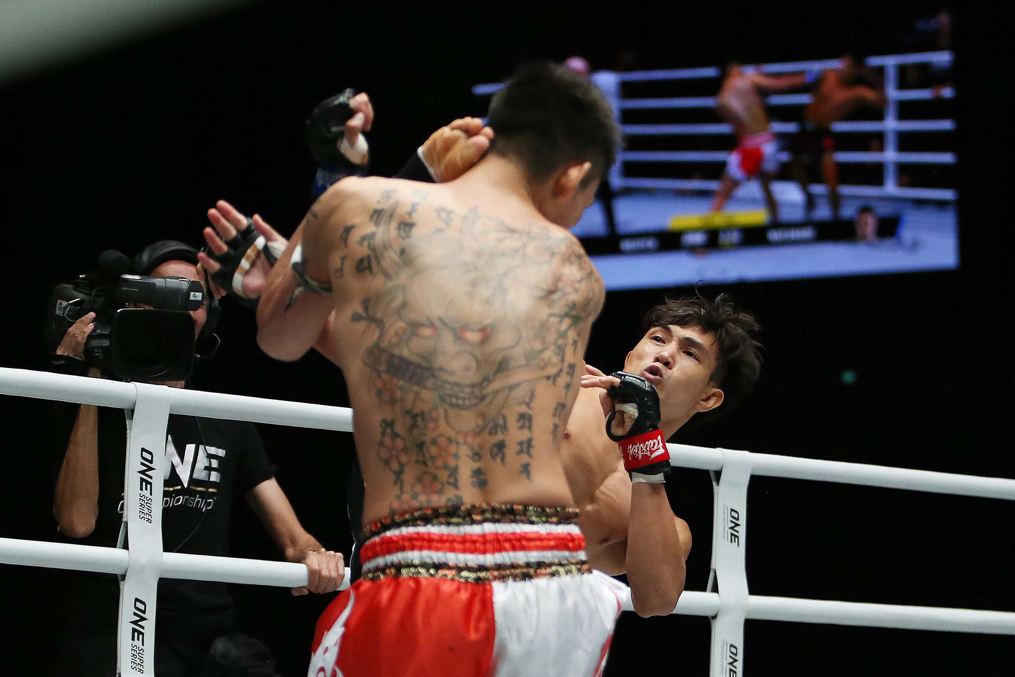 Nguyễn Trần Duy Nhất hạ knock-out dễ d&agrave;ng nh&agrave; v&ocirc; địch Nhật Bản - Ảnh 2.