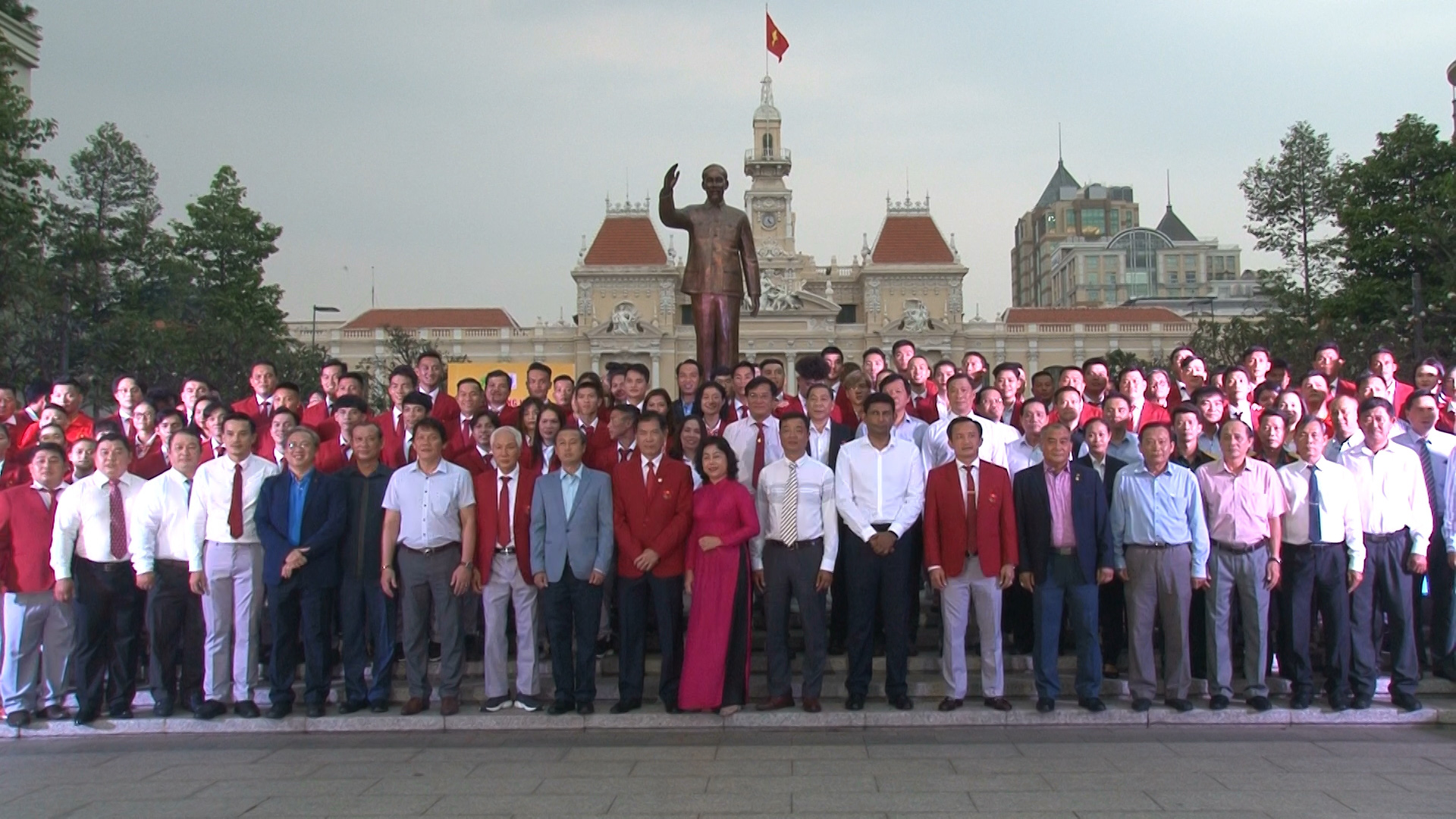 Họp mặt đo&agrave;n Thể thao Việt Nam ph&iacute;a Nam tham dự SEA Games 30 - Ảnh 1.