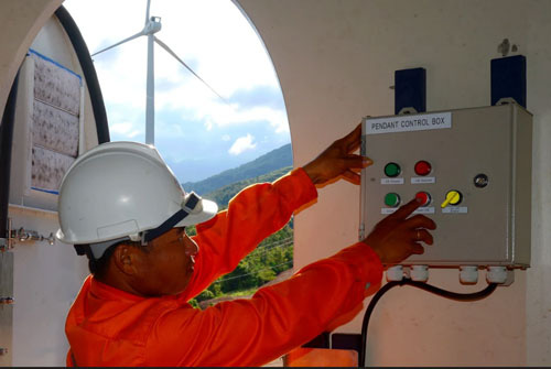Cuộc thi ảnh Nét đẹp lao động: Lên rừng, xuống biển... - Ảnh 6.