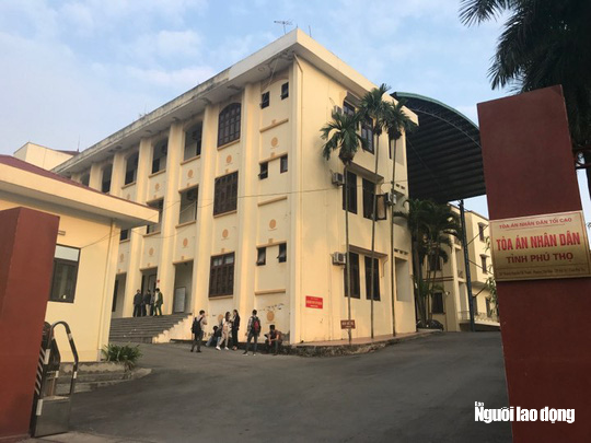 Xử vụ đ&aacute;nh bạc ng&agrave;n tỉ giai đoạn 2: Ho&atilde;n t&ograve;a do cựu Bộ trưởng Trương Minh Tuấn vắng mặt - Ảnh 1.