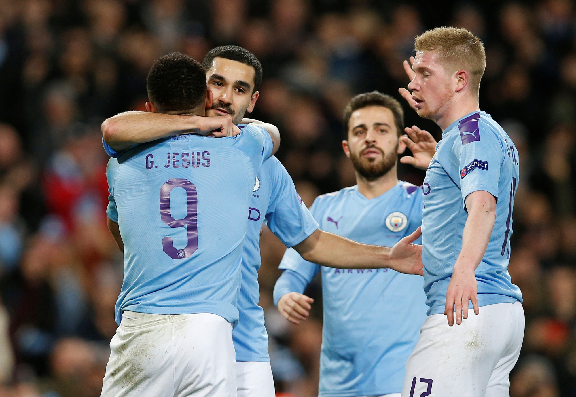 Man City lập chuỗi bất bại vòng bảng Champions League khi cầm hòa Shakhtar Donetsk