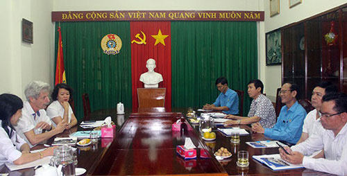 Sẽ k&yacute; kết thỏa ước lao động tập thể nh&oacute;m doanh nghiệp ng&agrave;nh may - Ảnh 1.