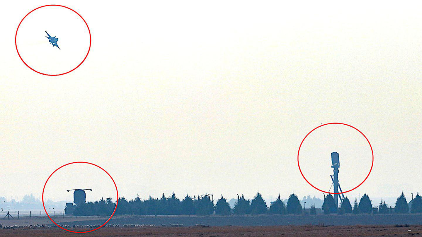 Mỹ nóng mặt vì Thổ Nhĩ Kỳ dùng F-16 làm "bia" cho S-400