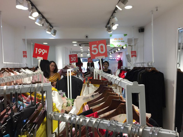 Thất vọng mua sắm giảm giá kiểu Black Friday - Ảnh 4.