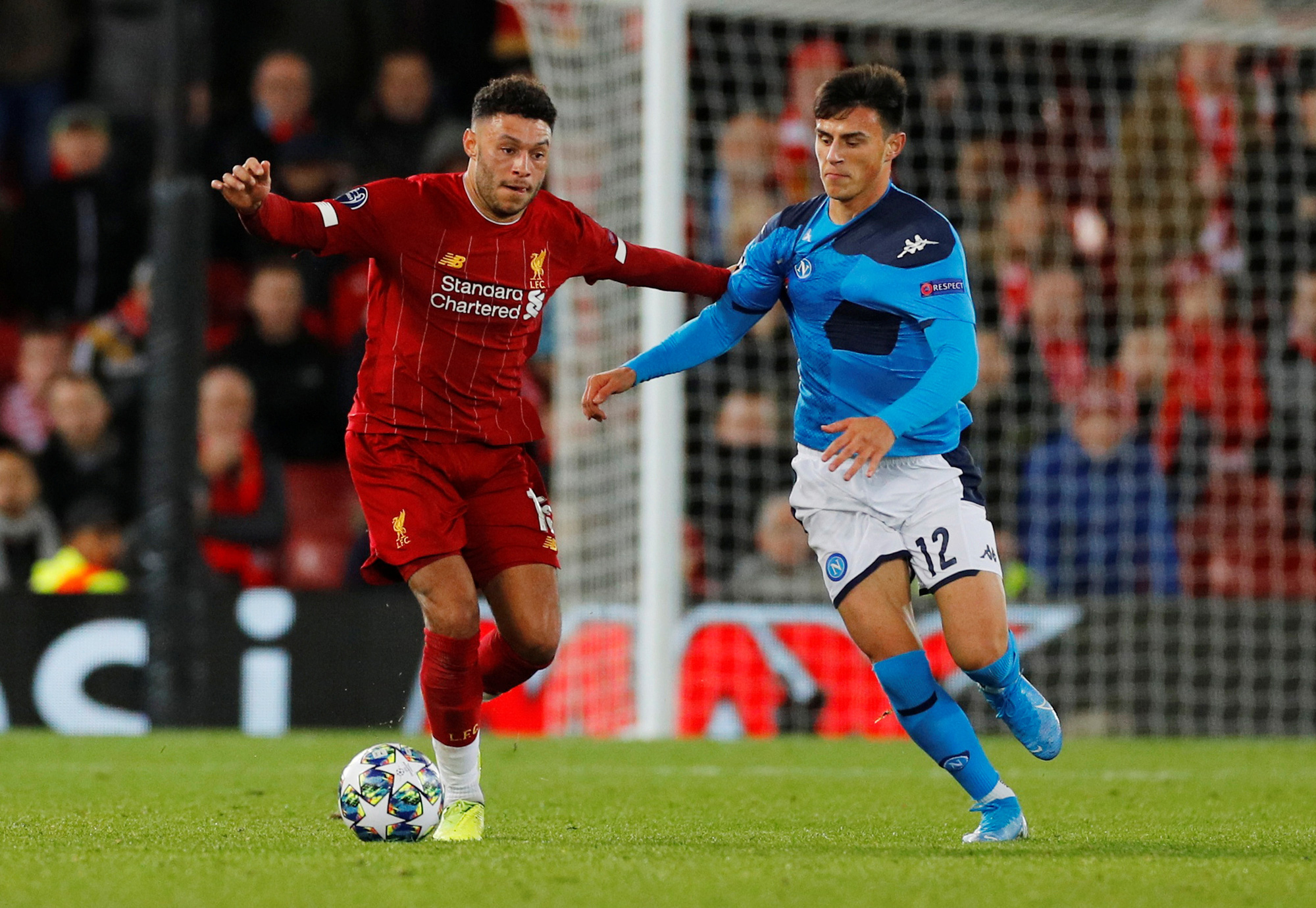 Liverpool bị cầm h&ograve;a, chưa đủ điểm v&agrave;o v&ograve;ng 2 Champions League - Ảnh 1.