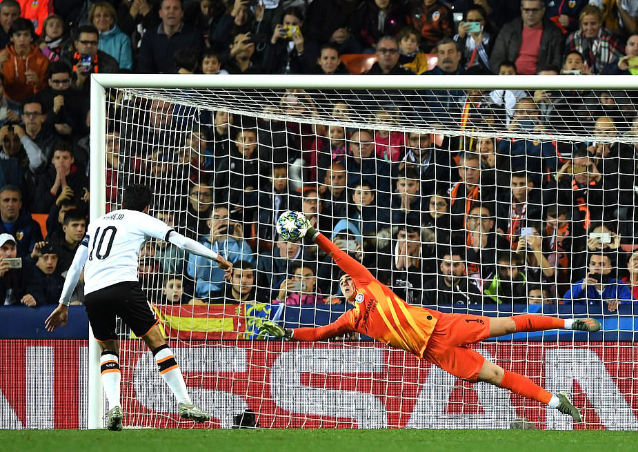 Thủ m&ocirc;n Kepa h&oacute;a người h&ugrave;ng, Chelsea h&ograve;a nghẹt thở ở T&acirc;y Ban Nha - Ảnh 6.