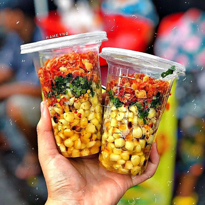 Những khu phố ẩm thực thu h&uacute;t giới trẻ ở TP HCM - Ảnh 3.