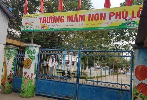 Bé trai 3 tuổi tử vong vì mắc kẹt khi chơi cầu trượt: Công an triệu tập nhiều giáo viên