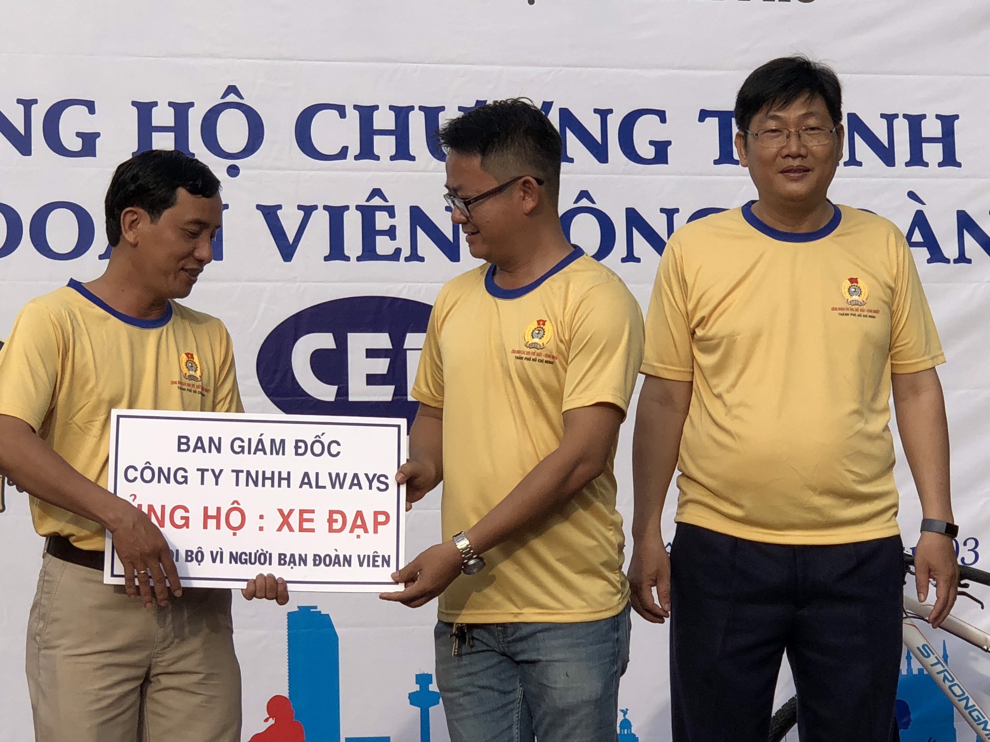Hơn 1.000 c&ocirc;ng nh&acirc;n đi bộ V&igrave; người bạn đo&agrave;n vi&ecirc;n C&ocirc;ng đo&agrave;n - Ảnh 4.