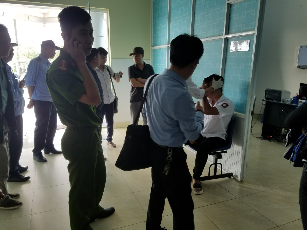 Công an Hải Phòng lên tiếng vụ đưa 2 sinh viên đi khám thương khi đang bị tạm giữ