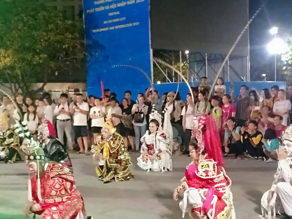 Rộn ràng Lễ hội TP HCM - Phát triển và Hội nhập