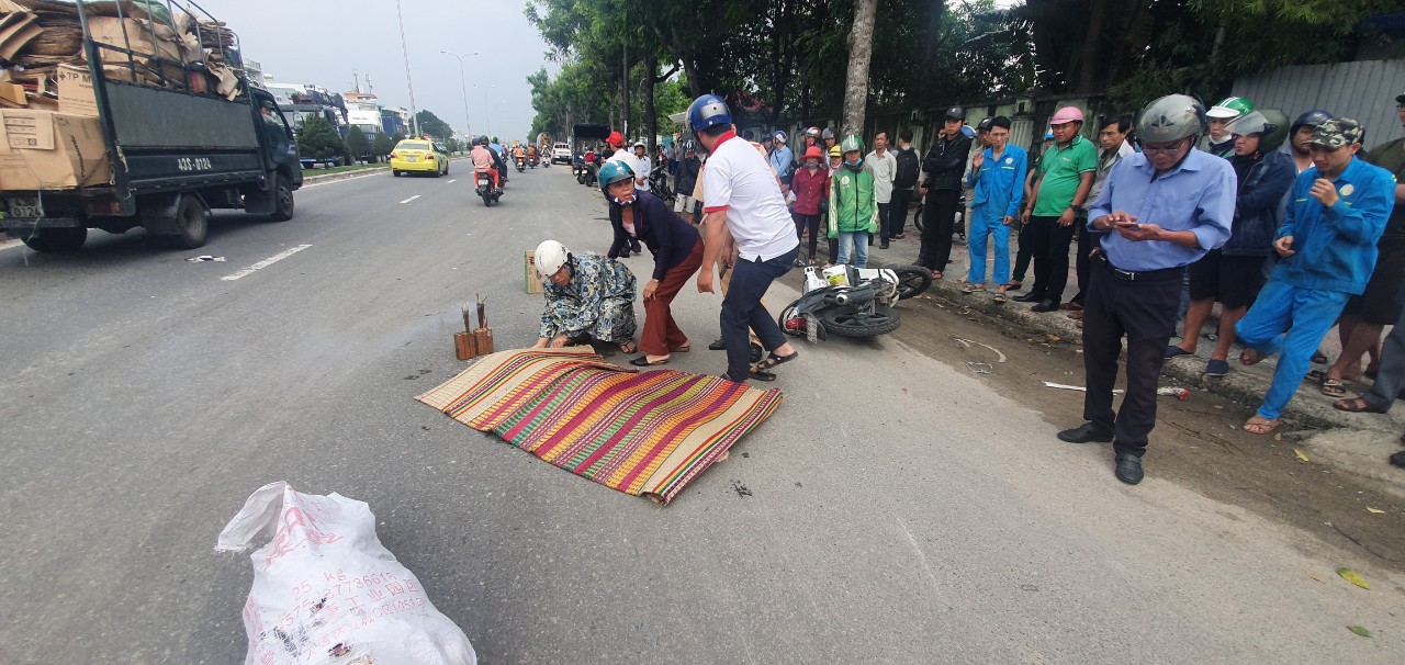 Va chạm với xe bồn, 2 phụ nữ thương vong