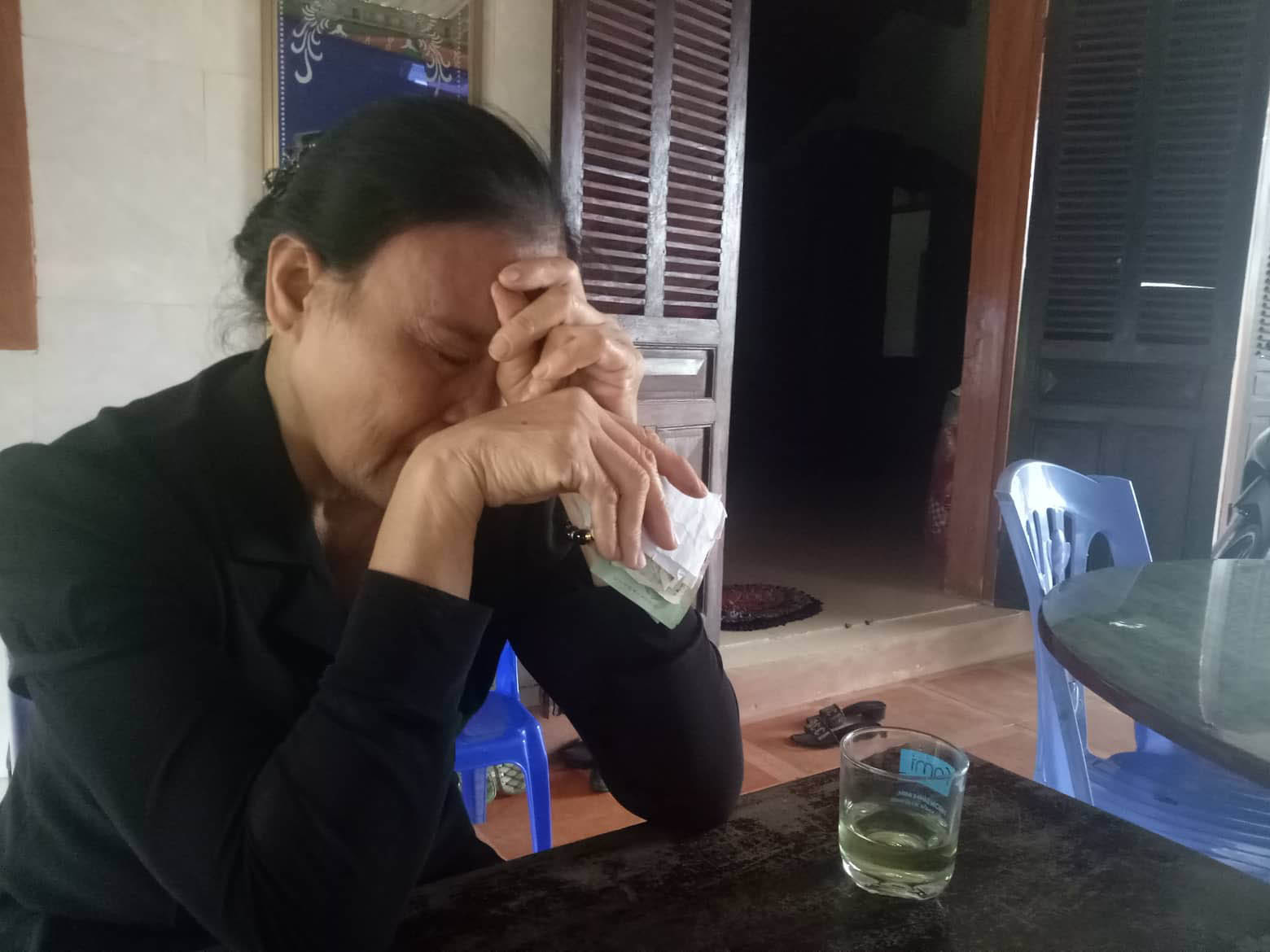 DI CƯ BẤT HỢP PHÁP: MÁU VÀ NƯỚC MẮT: Cuốn theo làn sóng di cư