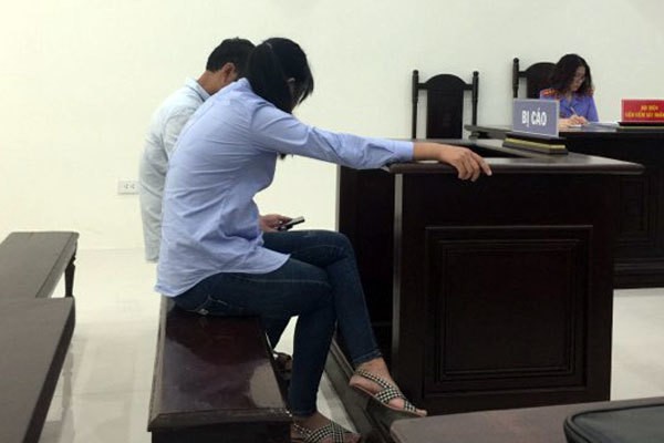 Bị phát hiện đi nhà nghỉ với bạn chồng, vợ ăn năn một cách... khó ngờ! - Ảnh 1.