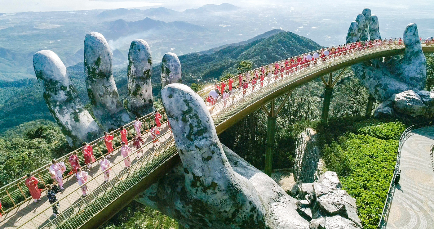 Đồng loạt mở 2 đường bay quốc tế Đ&agrave; Nẵng - Singapore v&agrave; Hồng K&ocirc;ng, Vietjet khuyến m&atilde;i &ldquo;khủng&rdquo; - Ảnh 2.