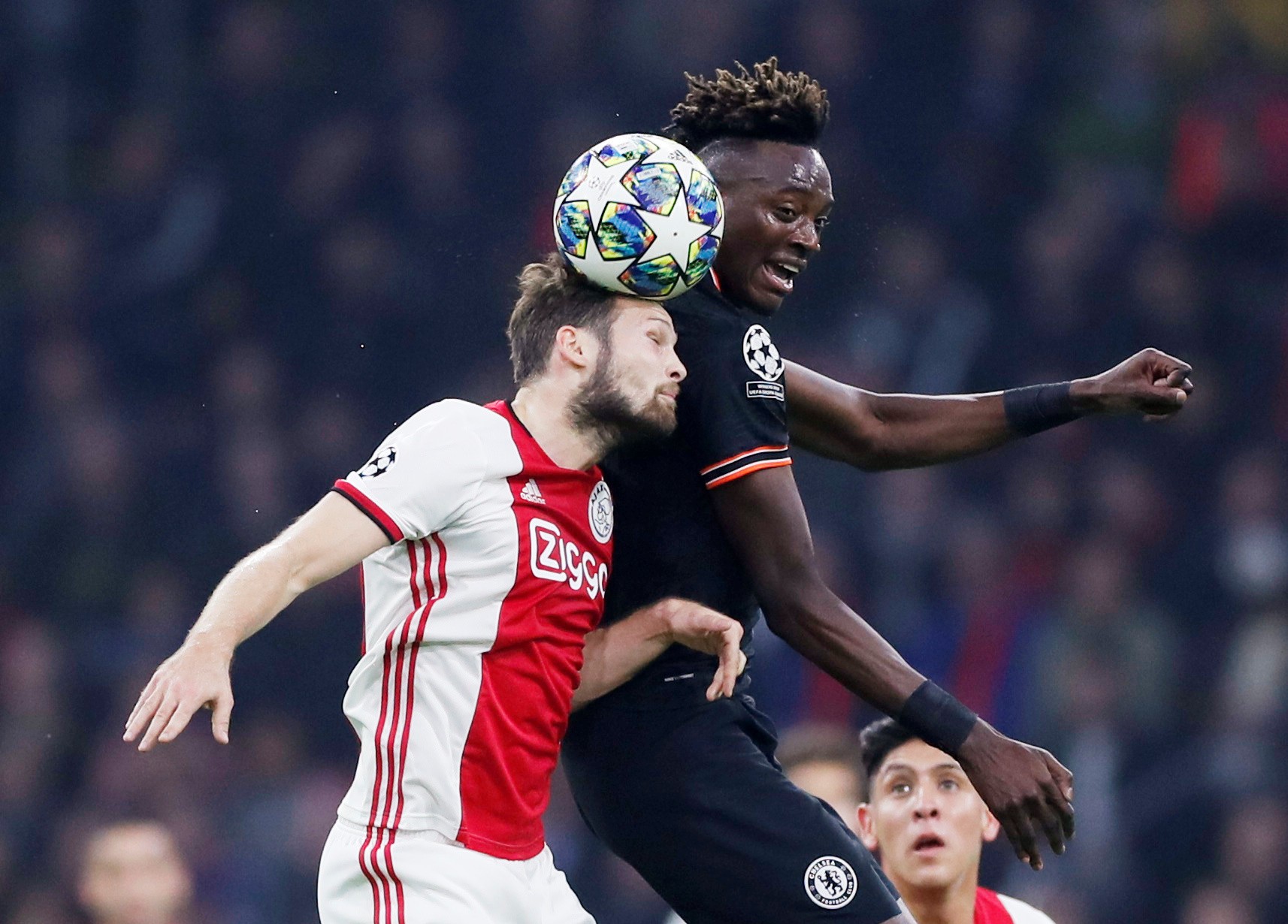 Chelsea, Ajax đá "chung kết sớm" ở Stamford Bridge