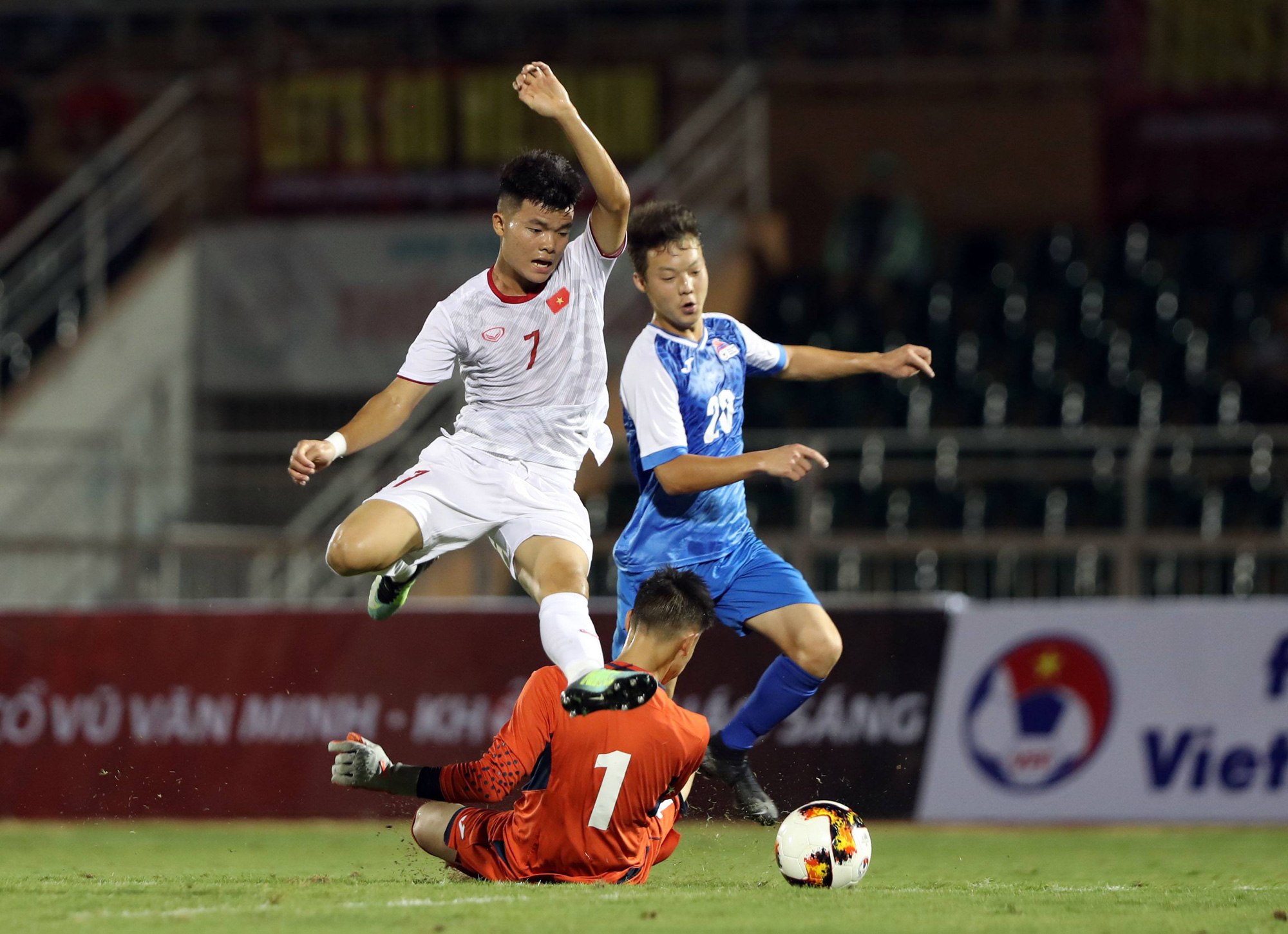 Việt Nam hạ Mông Cổ, khởi đầu thuận lợi vòng loại U19 châu Á 2020