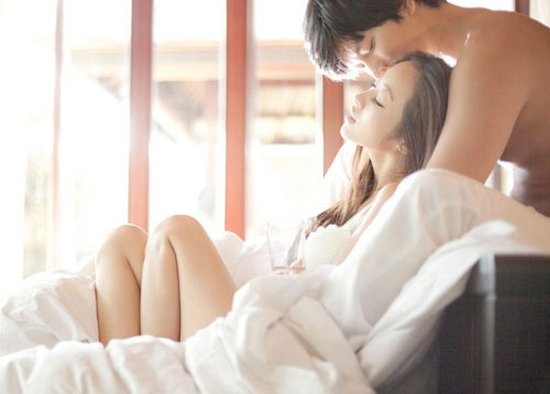 Lên giường vẫn... lười