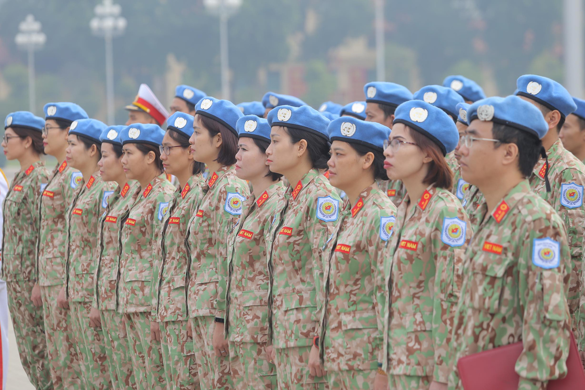 Báo công dâng Bác của Bệnh viện dã chiến trước khi lên đường gìn giữ hòa bình LHQ - Ảnh 15.