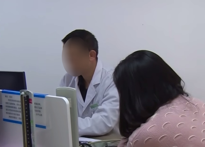 Mẹ nhồi máu cơ tim suýt chết vì...dạy toán cho con