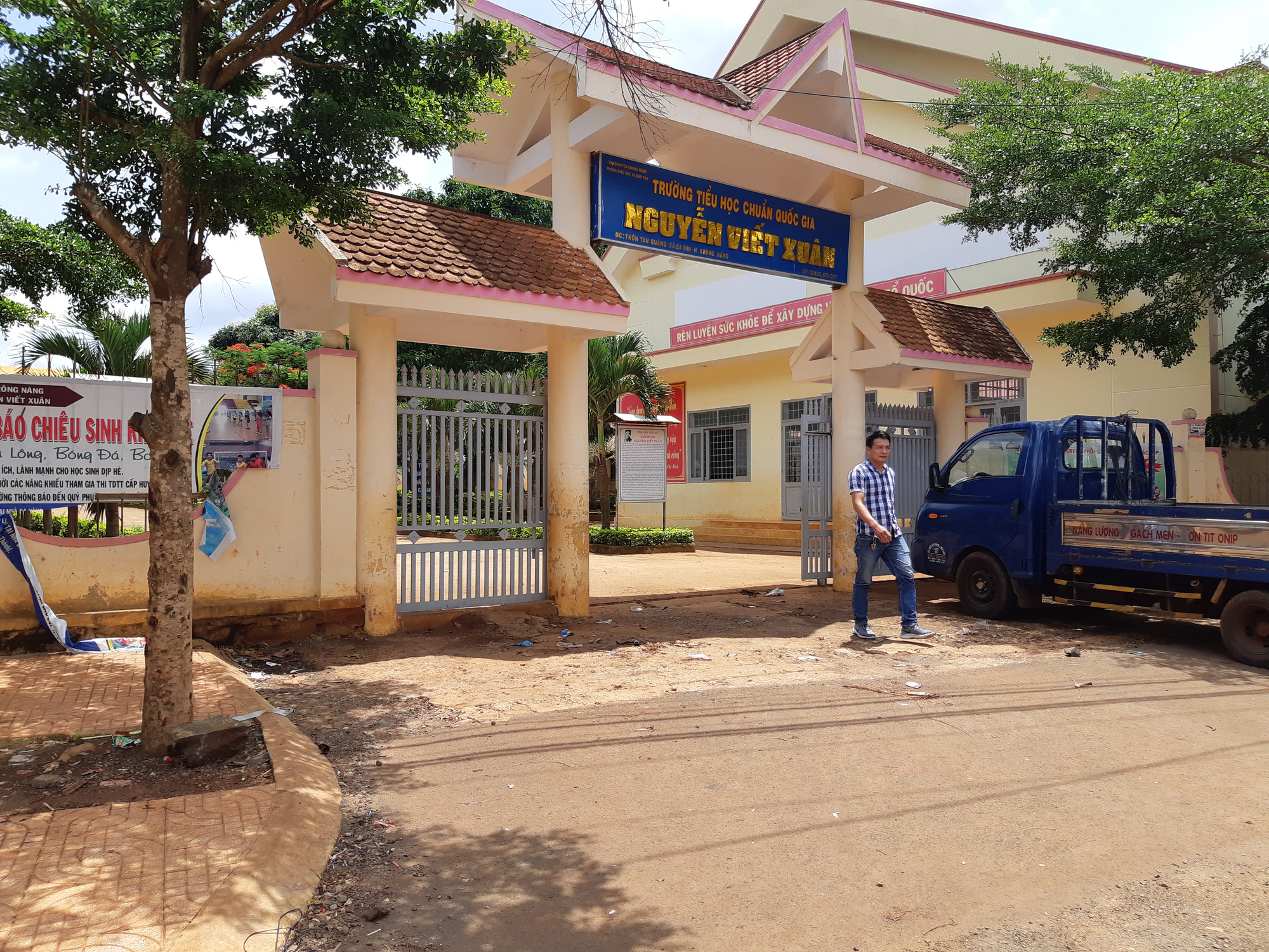 Giáo viên tố lạm thu được hoan nghênh, hiệu trưởng bị phạt 19 triệu đồng