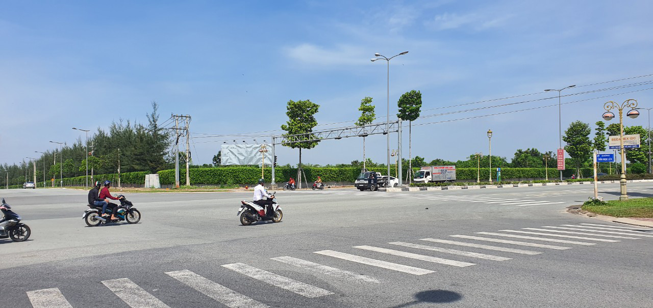3 câu hỏi quanh vụ bán lụi 43 ha đất vàng ở Bình Dương - Ảnh 7.