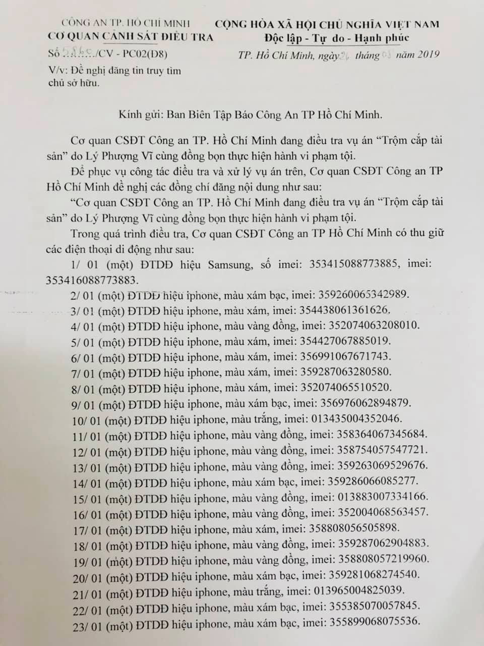 Công an TP HCM tìm chủ của 2 chiếc xe máy và hàng chục điện thoại - Ảnh 1.