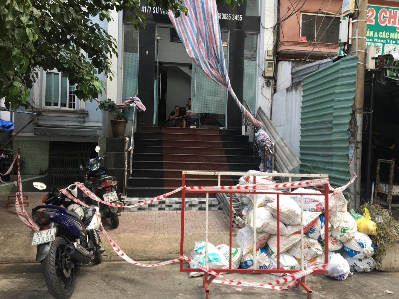 Nguyên Chánh Thanh tra Xây dựng quận 10 xây nhà sai phép đến 3 tầng - Ảnh 2.