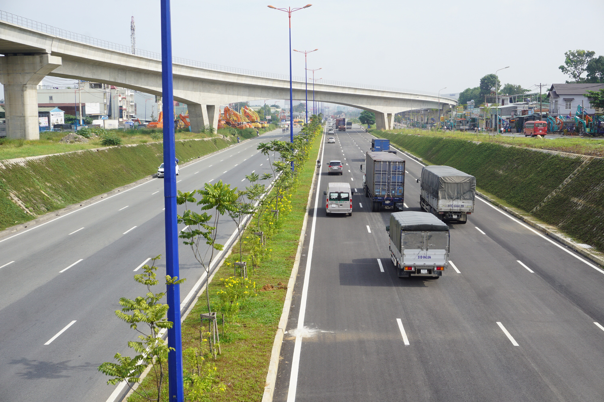 Th&ocirc;ng xe n&uacute;t giao Đại học Quốc gia TP HCM, cửa ng&otilde; ph&iacute;a Đ&ocirc;ng rộng mở - Ảnh 3.