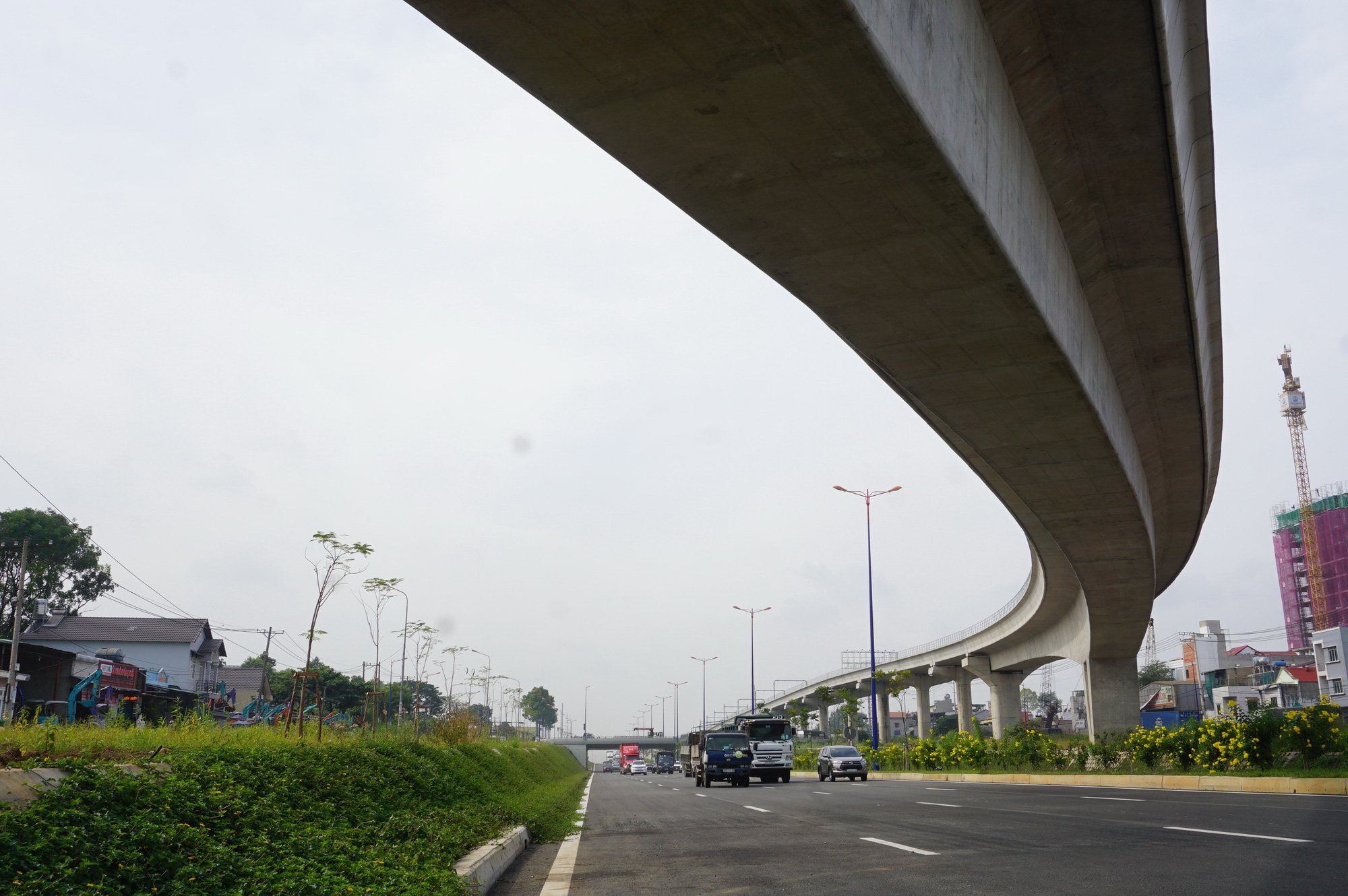 Th&ocirc;ng xe n&uacute;t giao Đại học Quốc gia TP HCM, cửa ng&otilde; ph&iacute;a Đ&ocirc;ng rộng mở - Ảnh 2.