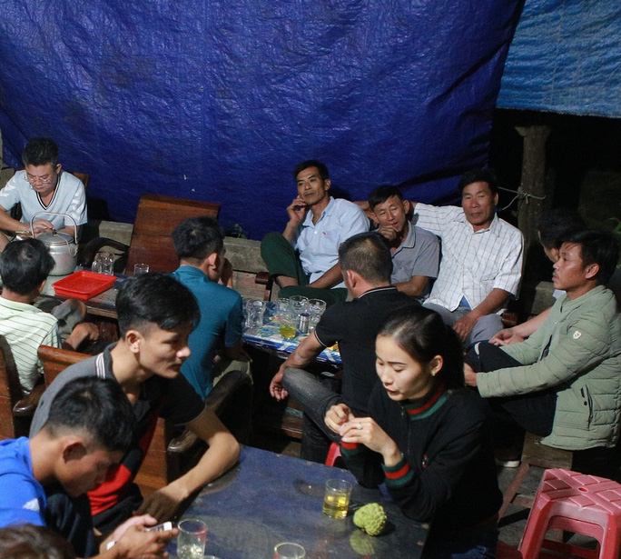 Vụ 39 người chết ở Anh: Bí thư Nghệ An chia buồn, cam kết hỗ trợ tối đa gia đình các nạn nhân - Ảnh 1.