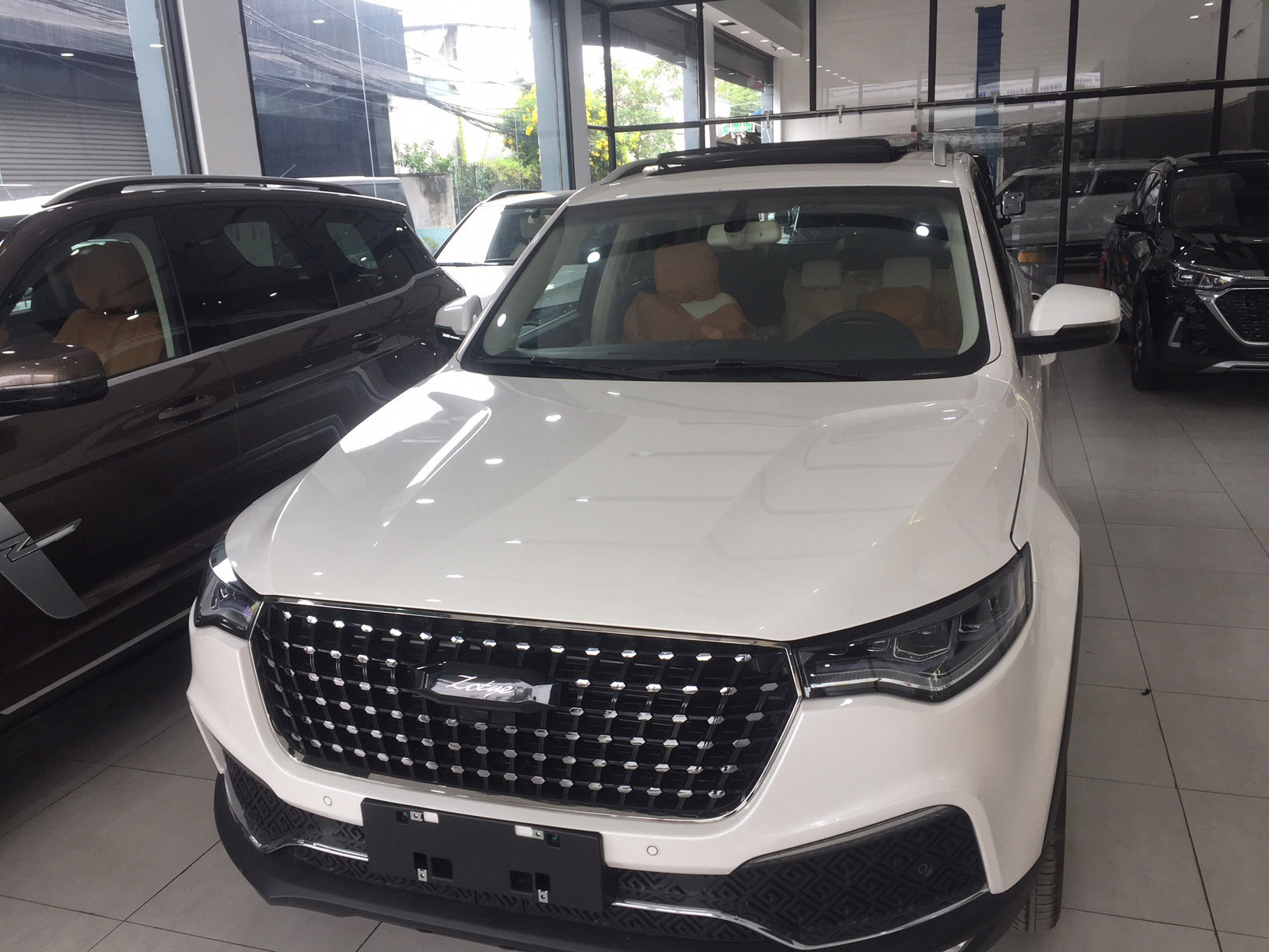 Ôtô Trung Quốc khó bán
