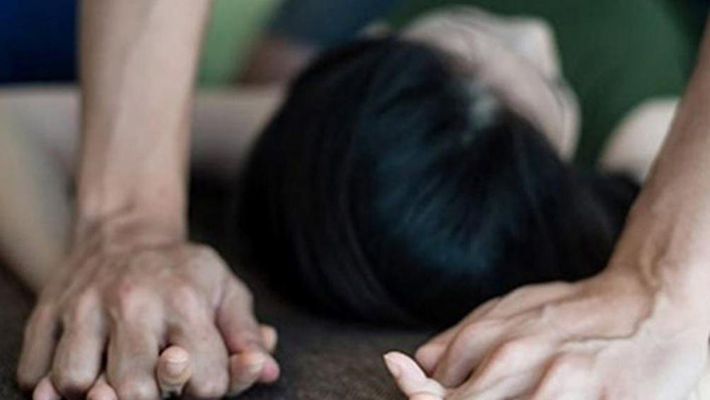 Nói "đi đâu cũng được", nữ sinh bị đưa vào nhà nghỉ hiếp dâm đến nhập viện