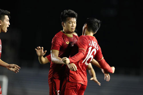 U22 Thái Lan bám sát ngôi đầu của Việt Nam