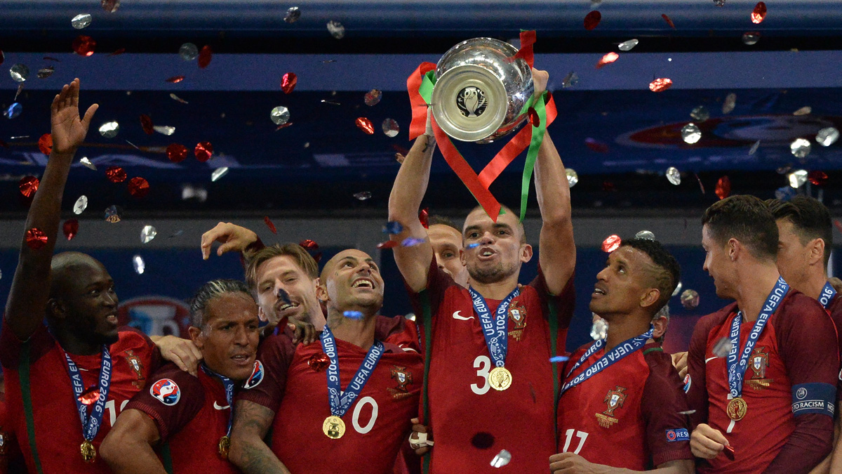Bốc thăm Euro 2020: Bảng tử thần xướng t&ecirc;n Đức, Ph&aacute;p, Bồ - Ảnh 6.