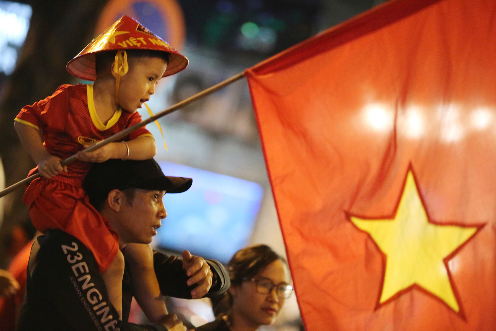 Giấc mơ V&Agrave;NG 60 năm th&agrave;nh hiện thực: Vỡ &ograve;a với U22 Việt Nam! - Ảnh 16.