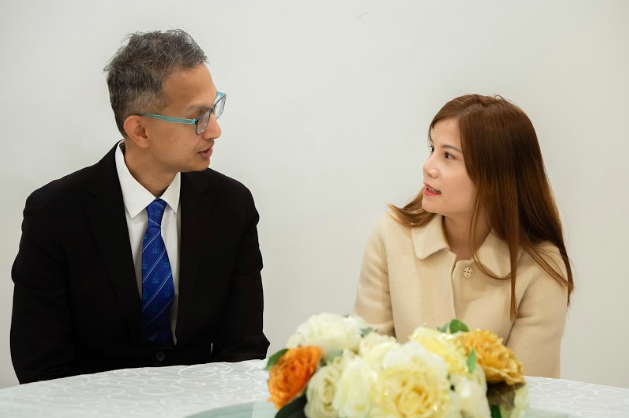 Cô gái gây quỹ từ thiện giúp 300 bệnh nhi nghèo - Ảnh 2.