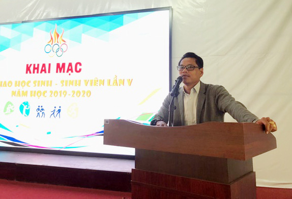 Sôi nổi Hội thao Sinh viên Trường Cao đẳng kinh tế TP HCM - Ảnh 1.