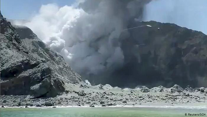Lời n&oacute;i đ&ugrave;a định mệnh của nạn nh&acirc;n vụ phun tr&agrave;o n&uacute;i lửa New Zealand - Ảnh 5.